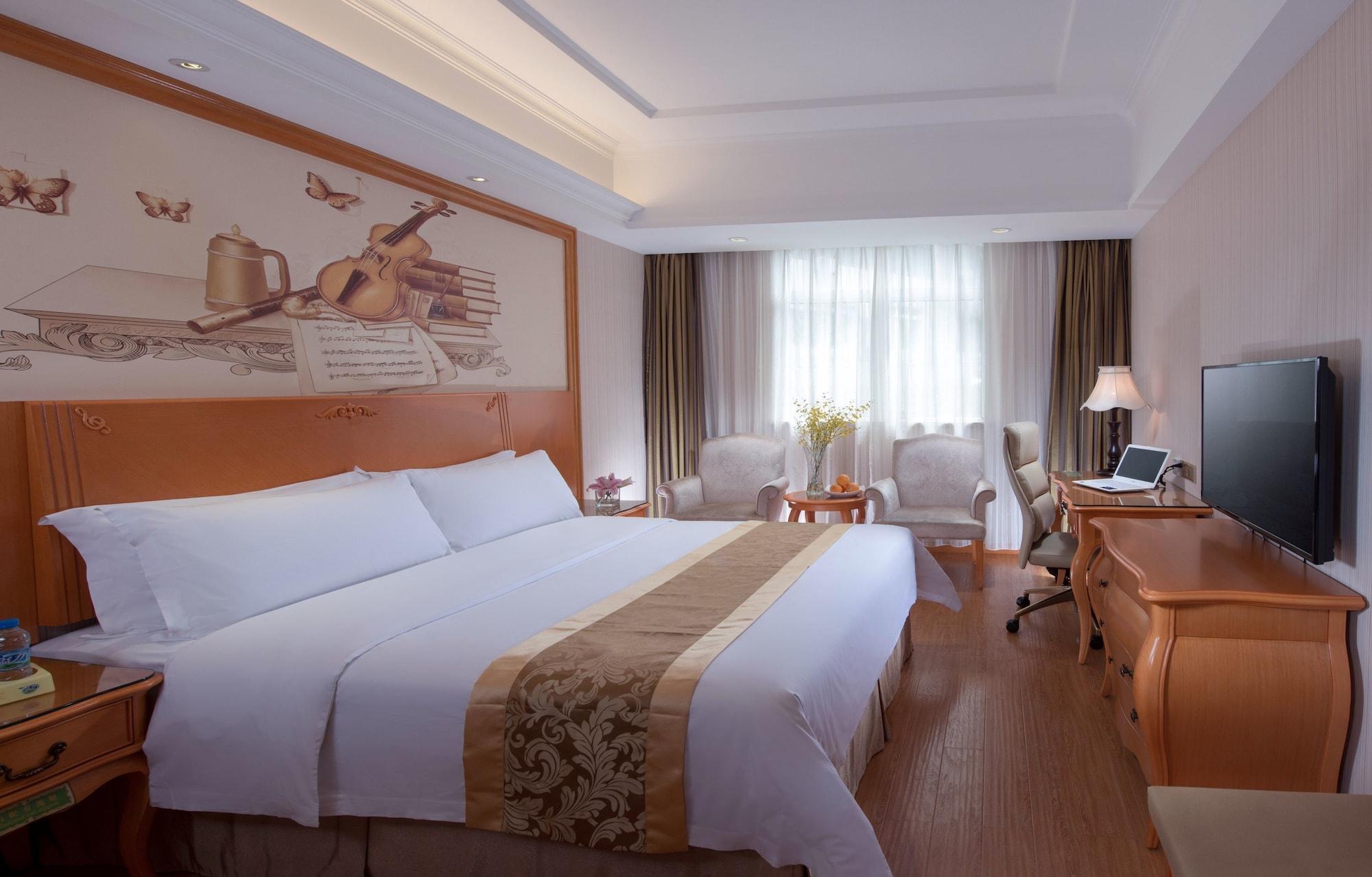 Vienna Hotel Canton Esterno foto