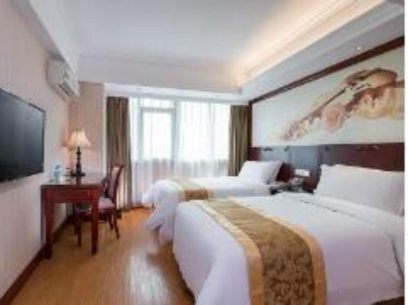 Vienna Hotel Canton Esterno foto